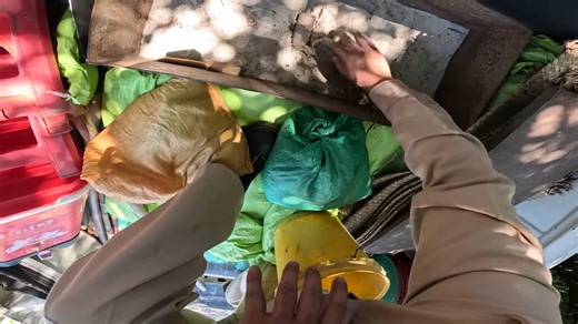 How bomb squads defuse explosives and stay alive