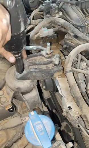 17K views · 152 reactions | engine mounting replacement #auto #mechanic #automotive #repair | Auto Technician | Facebook