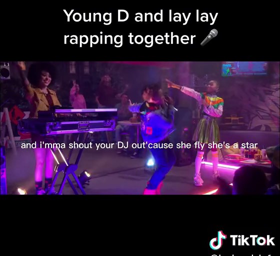 🎤@officialyoungdylan💫 @ThatGirlLayLay #foryou #thatgirllaylay #usa_tiktok #youngdylan