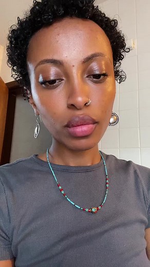 The amount of times ive seen someone adjust a fetal heart monitor/TOCO without letting the person know what they are doing/if it’s ok … 🤬