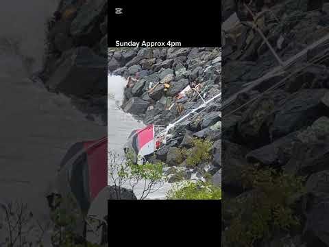 Donate to Lost Everything in Cyclone Koji – Help Rebuild in Airlie, organized by Candice Jewson