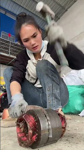 Breaking Open an Electric Motor 🔧⚡ | Inside Copper Coil Process