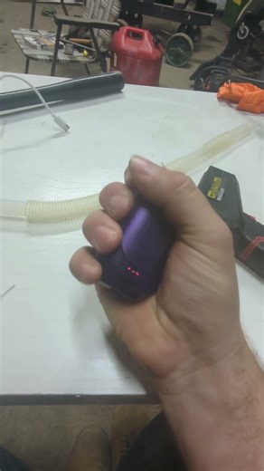 keep your fingers warm this winter with the fytse AI rechargeable hand warmers