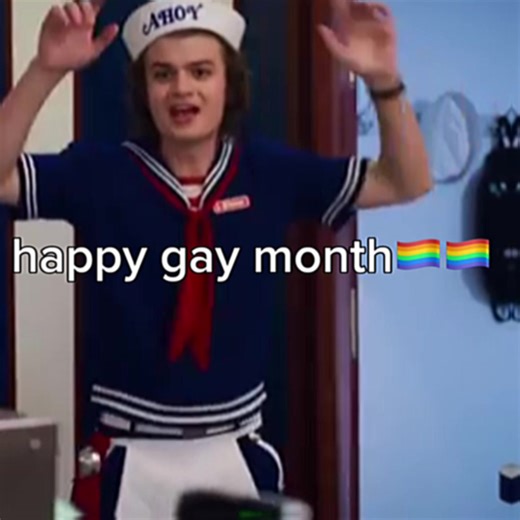 #robinbuckley #steveharrington | this is canon trust, i was the bag of skittles | #strangerthings