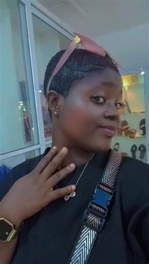 calis mimi (@calismimi)’s videos with original sound - 𝐋𝐘𝐑𝐈𝐂 𝐉𝐎𝐔𝐑𝐍𝐀𝐋
