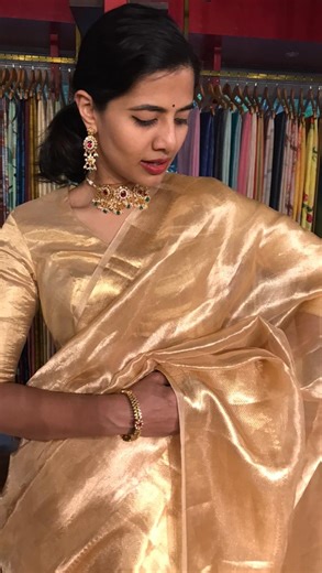 Mirra Clothing®️ on Instagram: "Countdown begins because our sitewide sale ends soon!! So head to our website and shop now while you can! Grab ₹1000 off on your orders above ₹6999 Use code: FLASH Gold Saree, Tissue Saree, Wedding Trends 2025, Wedding Guest Outfit, Bridesmaid Outfit, Soft Saree, Saree Trends 2025, Trending #goldsaree #saree #sareeonline #sareeonlineshopping #sareeonlinestore #sareeusa #sareecanada #sareeblousedesigns #sareestyle #designerblouseideas #trending #trendingnow #trendi