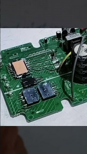 Why Inverter AC Uses 2 Rectifiers (Real Reason)