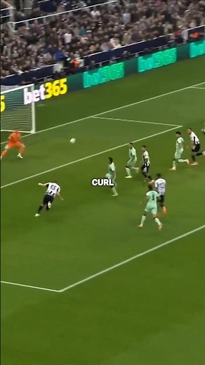 DAN BURN BLITZ HEADER IN THE CHAMPIONS LEAGUE 🤯.#header #shorts