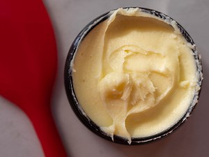 DIY Anti-Aging Cream