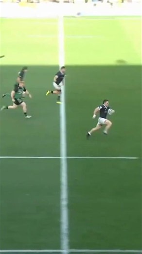 Footwork from another planet 🤯