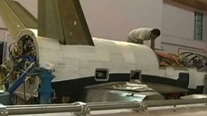 Indian space shuttle makes first test flight