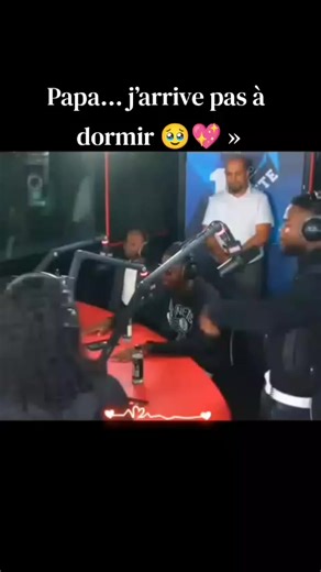 Maïna : Papa j'ai mal à faire dodo