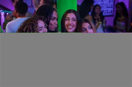 Watch The Trailer For Netflix’s New Comedy, ‘Roommates’