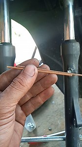 828K views · 4.5K reactions | see bent shock absorbers with simple tools Belajar Mekanik #tips #trick #tutorial #tehnique #simple #tool #tools #handmade #diy #spesialtools #recomendation #automotive #engine #engineering #usa #fanspage | Muhammad Fathi Nuha | Facebook