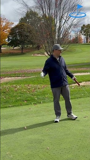 Newbie makes epic "zero putt" 🤯 #Golf #ZeroToAce