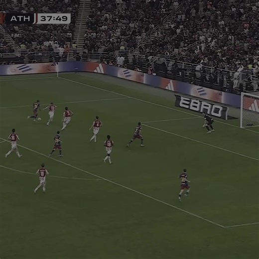 رافينيا: تألقه فوق الغيم مع برشلونة
