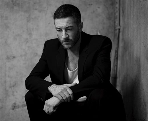 Matt Cardle Starts 2026 with 'Fading Lights' - TotalNtertainment