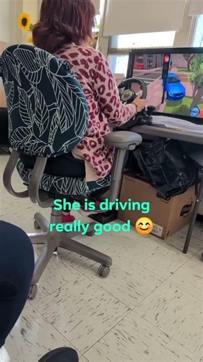 I am a perfect and good at driving Thank you for recording me my bestie Sister Andrea 🩷🩷💜💜