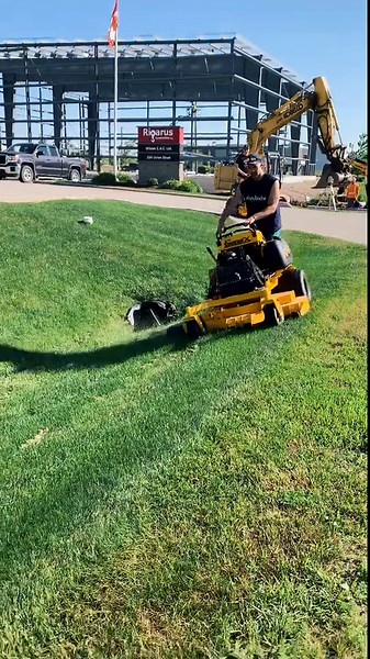 Meet the Wright Stander – Lawn Mowing Made Satisfying