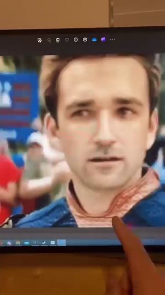 982K views · 7.4K reactions | This one will make your friends laugh! #faceswap #technology #AI | Matty McTech | Facebook