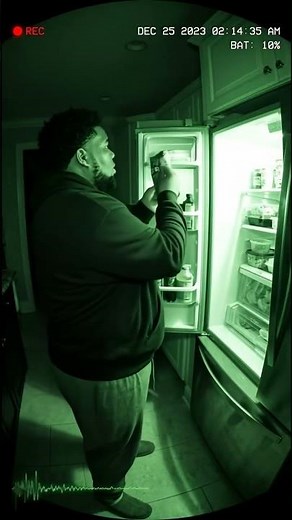 Ron Wave Caught In The Fridge On Christmas..🤣💹