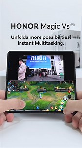 Unfold more possibilities with #HONORMagicVs ✨ The split-screen feature gets you to multitask on different apps at the same time like a pro in your daily task & entertainment 💯 To know more: https://bit.ly/HONORMagicVsFb #UnfoldYourMagic #UltraLightBody #UltraLongBatteryLife | HONOR Malaysia