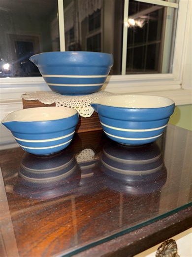 Spouting Nesting Bowls Vintage Blue Ivory Stoneware Set of 3 - Etsy