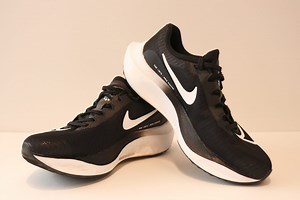 【ナイキ】「ズーム フライ 5」の履き心地は？サブ4ランナーおすすめのレースシューズ | RuntripMagazine[ラントリップマガジン]