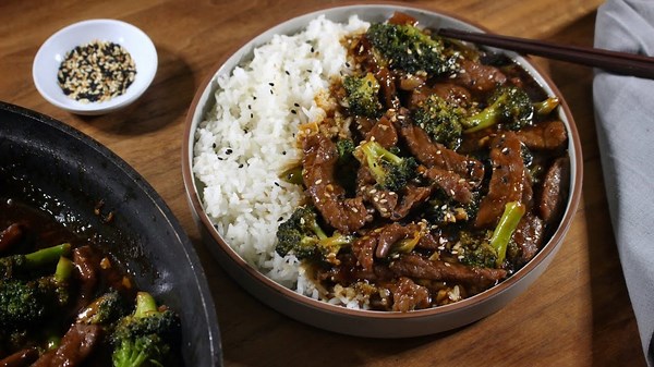 Takeout-style beef & broccoli recipe