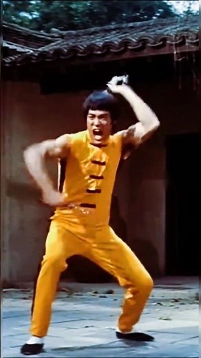 The Legend of Bruce Lee: Unbelievable Nunchaku Technique