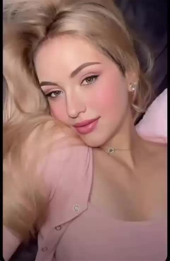 Luna Bennett (@luna.bennett53)’s videos with original sound - Luna Bennett