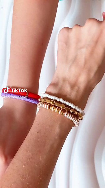 Creative Clay Bead Bracelet Ideas for a Preppy Look