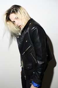 Alison Mosshart | Artists | Domino