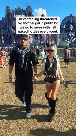 iHeartRaves on Instagram: "perioddd 💅🖤 go matchy with the bae 🫶 shop & save up to 80% off s!tewide⚡️ @tekd0ll"