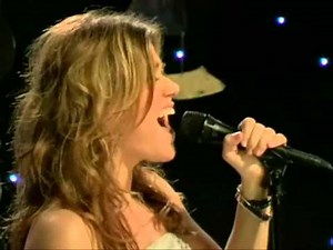 Kelly Clarkson - 03 - Since U Been Gone (Acoustic Live on VH1 - 18 January 2005)