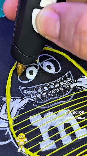 Cómo Hacer Grillz de M&M con un Lápiz 3D