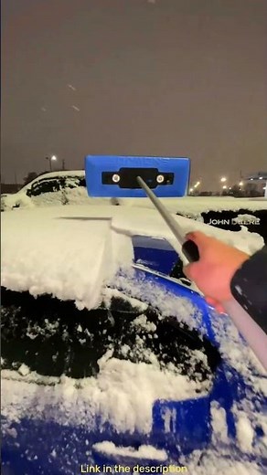 How to Clear Snow from Your Car with Snow Joe Snow Broom | Product Review 2