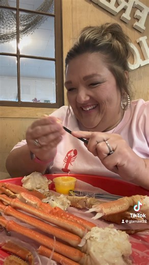 We love us some Cajun Connection! The food is wonderful, BUT the PEOPLE they are the best part! #glamaw #pawpaw #food #foodie #foodtok #foodbook #foodlover #foodblogger #cajun #alabama #lunch | Michaeland Jessica Earls