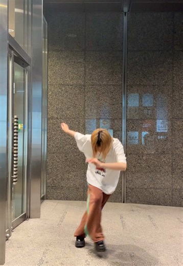 ツーステップダンスの練習成果発表