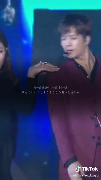 SEVENTEENとTWICEのコラボステージ！