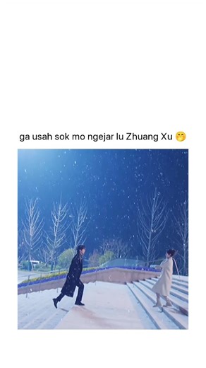 @asiandramaupdatess on Instagram: "adegan ini mengingatkanku kepada salah satu scene Love O2O pas Xiao Nai jmpt Wei Wei abis reuni ama temen2nya... Favorit bgt iti🤭😍😍❤️ • • Drama : Shine on Me (2025) Ep. 10 Tayang di W3TV & IQ1Y1 ya... Cus langganan ke @vitcollections dulu 🖤 ____ Plot : The story follows the lively and energetic university student Nie Xi Guang as she steps out of campus and navigates the challenges of the professional world. During university, she experiences a bittersweet s