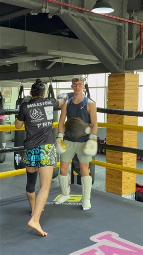 Gym tour turned performance: best gym tour ever