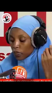 803K views · 10K reactions | Rukayya Abba Kabara dai na ɗaya daga cikin ƙwararrun masu karanta labarai a tashar Freedom Radio Kano a shekarun baya da suka samu zuwa cigaba sashen Hausa na RFI. Ku bayyana ra'ayoyinku...  RFI Hausa #rfihausa #kano #arewa #nigeria #radio #journalism @followers | Dandalin Masu Sauraron Radio | Facebook