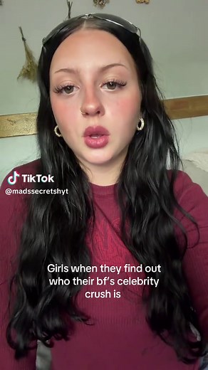 How to Look More Like Jenna Ortega: Simple Style & Makeup Tips
