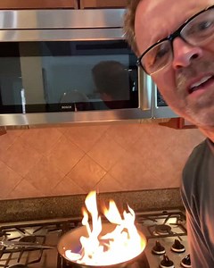 33K views · 97 reactions | There’s a fire in your kitchen… What are you going to do? Watch what this 25 yr retired Fire Fighter and many across the nation recommend using. | Prepared Hero | Facebook