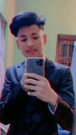 Capturing Your Style: Selfie Tips for Dapper Looks