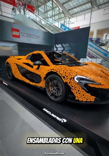 Este McLaren está hecho de Lego… y realmente se puede conducir 🤯 ¿Te imaginas conducir un superauto hecho de Lego? McLaren y Lego construyeron este coche a tamaño real usando más de quinientas mil piezas, y lo más increíble es que sí se puede manejar. ¿Tú te subirías a este auto o te daría miedo que se rompa? 😳 #carsoftiktokcontest #cartok #cars #foryou #luxurycars