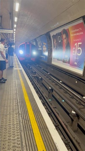 ⚡ Fastest Tube in London?! Victoria Line Train POV