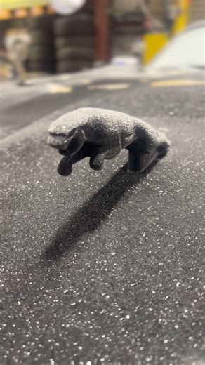 It was frosty cold in the Rust 2 Rome workshop tonight! I had to leave the Pearl outside for a few hours this afternoon as I prepared the drift Volvo for the drive to the Christmas party. I came back to a frozen Black Pearl! Despite not being mapped for -2 it still started no bother 👌 #rust2rome #jaguarv12 #xjs | Rust2Rome