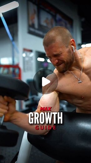 🇺🇸 DAVIS DILEY on Instagram: "This is the most efficient way to build muscle ✊🏼 I train to failure on most working sets - but not 100% of the time (Example, if I’m doing 3 sets for an exercise, I may push the final 2 as hard as I can) There are some occasions where I might do slightly higher reps - shorter rest periods - and I may experience a burn/pump because of it. However, it’s not what the vast majority of my workouts consist of. For the most efficient growth stimulu